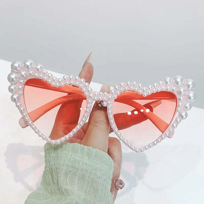 Diamond Pearl Heart Shape Ladies Sunglasses Wedding Party Sun Glasses Women Big Frame Cute White Black Shades Fashion Eyewear