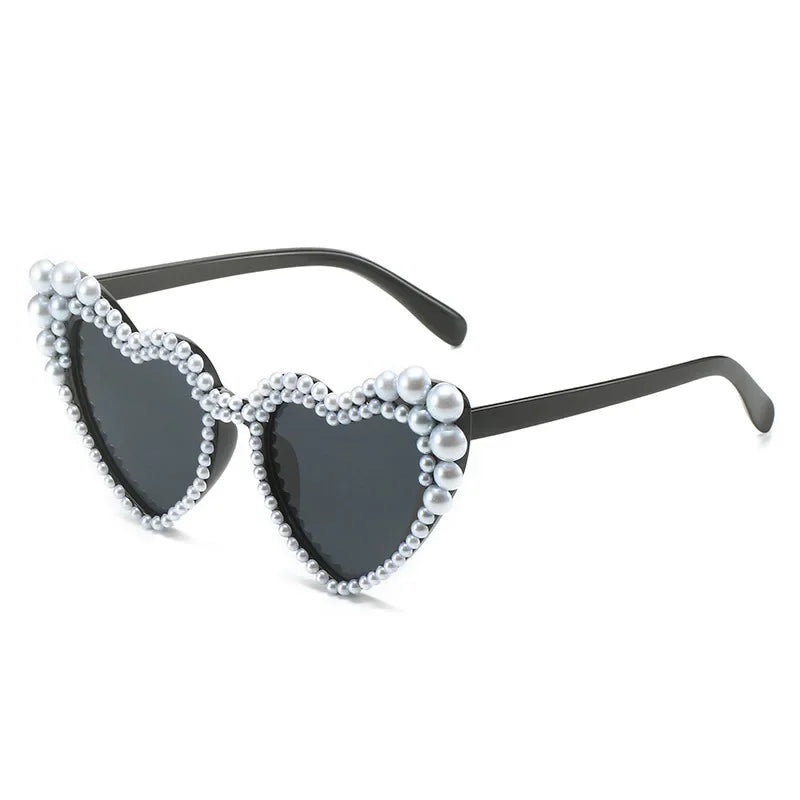 Diamond Pearl Heart Shape Ladies Sunglasses Wedding Party Sun Glasses Women Big Frame Cute White Black Shades Fashion Eyewear