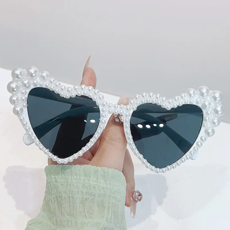 Diamond Pearl Heart Shape Ladies Sunglasses Wedding Party Sun Glasses Women Big Frame Cute White Black Shades Fashion Eyewear